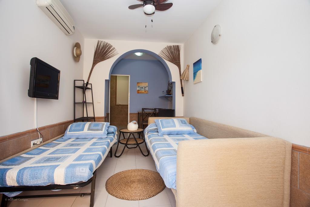 Mare Nostrum Apartments El Puerto de Santa María Szoba fotó